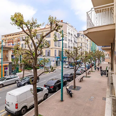 아파트 Myn1 - Spacieux Face A La