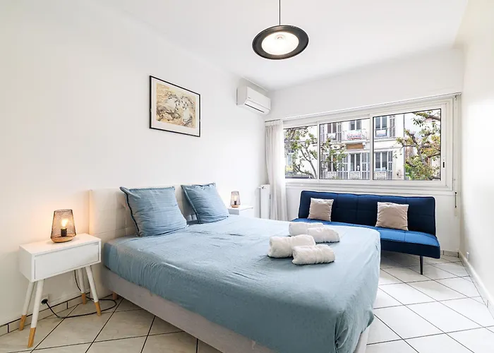 Myn1 - Spacieux Face A La *