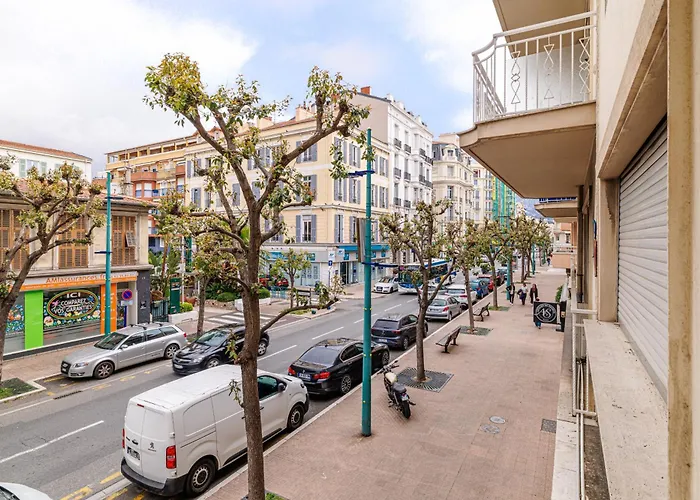 아파트 Myn1 - Spacieux Face A La