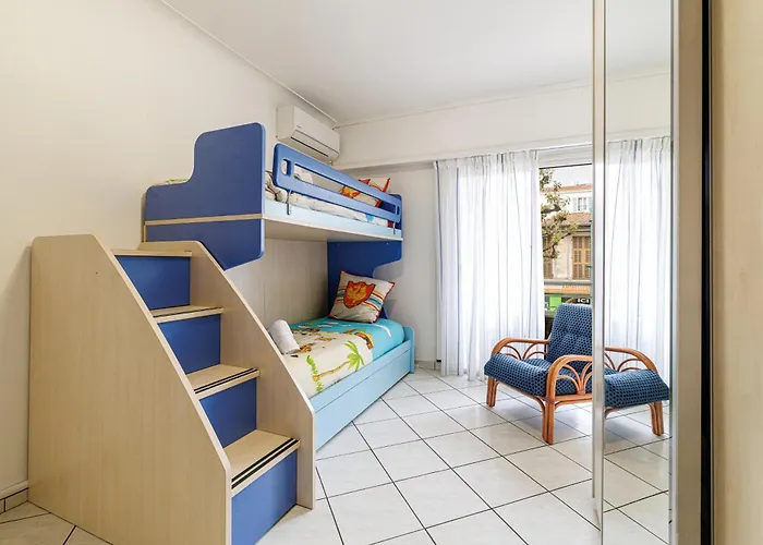 아파트 Myn1 - Spacieux Face A La *